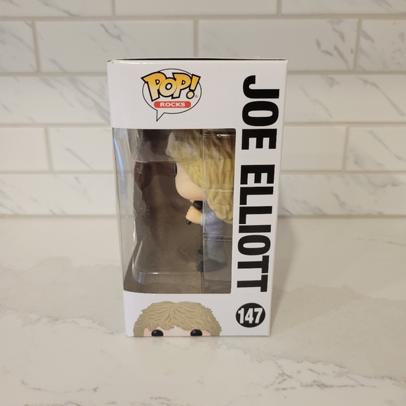 DEF Leppard Joe Elliot Funko Pop - Picture 2 of 3